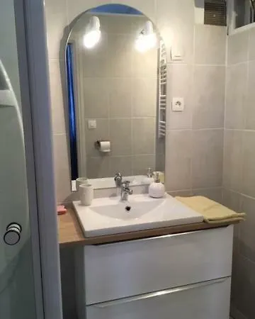 Appartement Charmant Studio - *